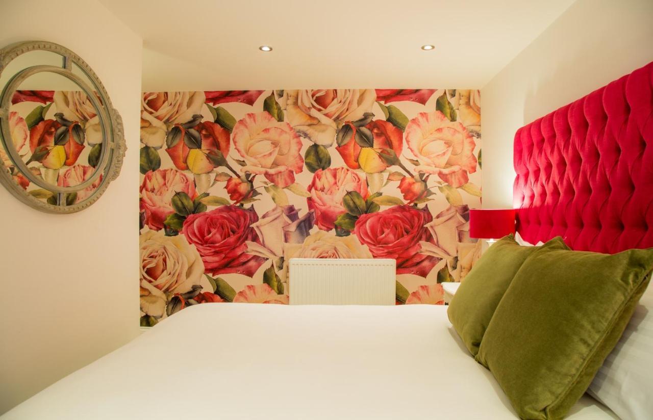 Winckley Stays Preston  Eksteriør billede A bedroom at The Ivy Hotel