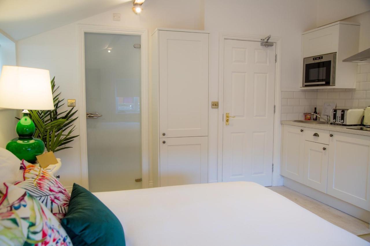 Winckley Stays Preston  Eksteriør billede A studio apartment in London